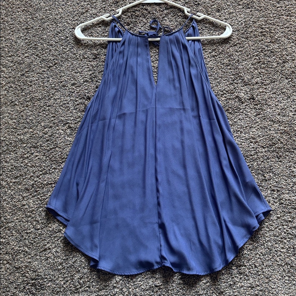 Elegant Blue Sleeveless Blouse